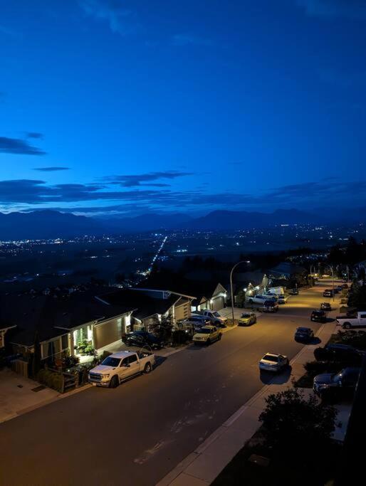 奇利瓦克Mountain Retreat With Views, Hot Tub, Games & Ac别墅 外观 照片