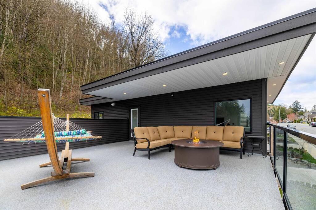 奇利瓦克Mountain Retreat With Views, Hot Tub, Games & Ac别墅 外观 照片